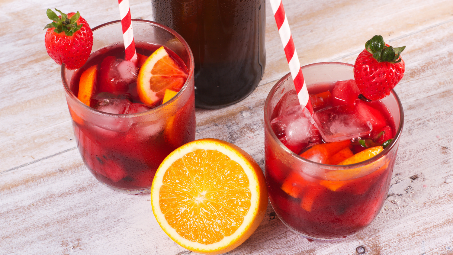 Easy Berry Herbal Iced Tea Recipe That Lowers Stress - Loose Leaf Tea Market