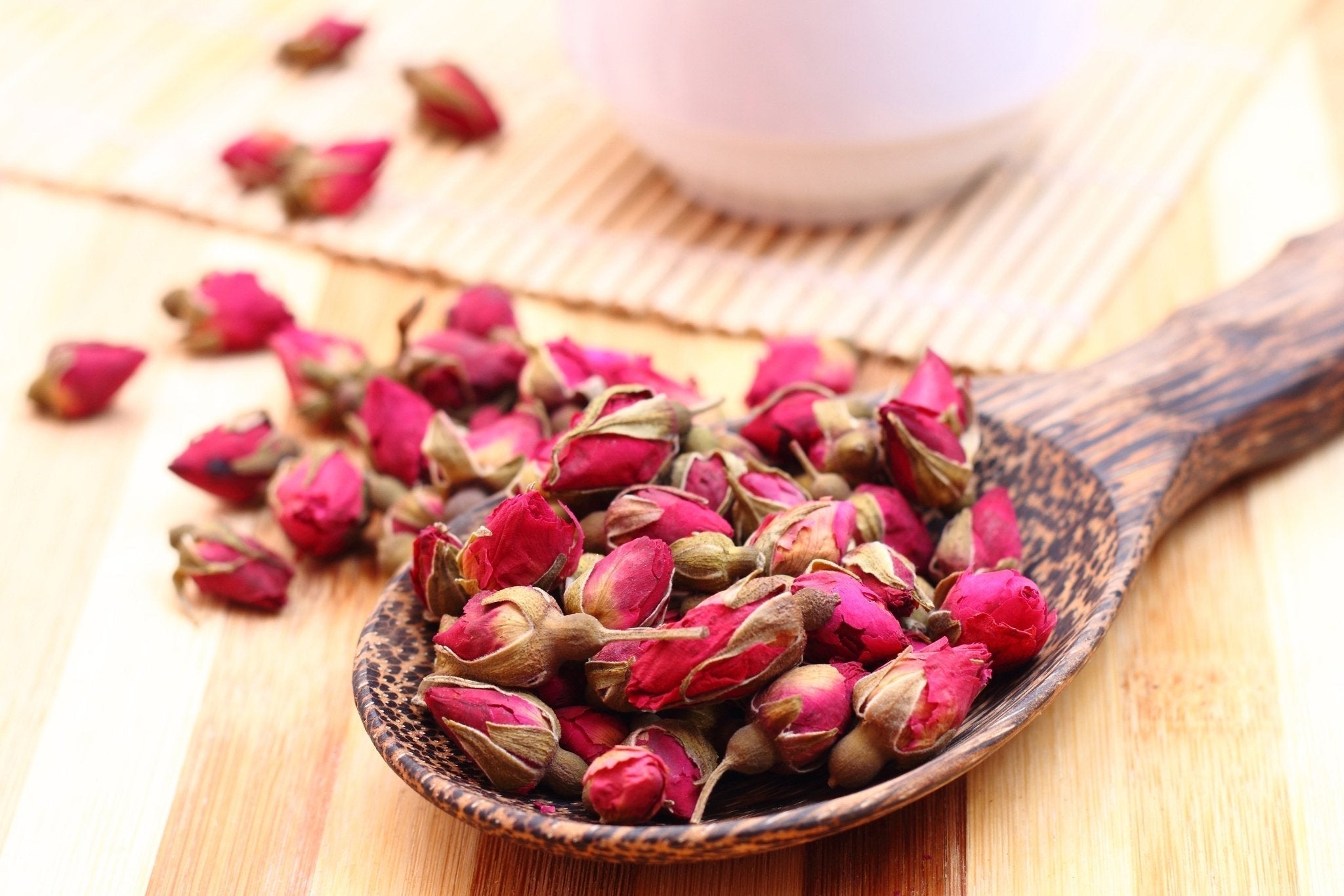 Naturally Beautiful: The Best Teas & Natural Products To Nurture Your Inner & Outer Beauty - Loose Leaf Tea Market