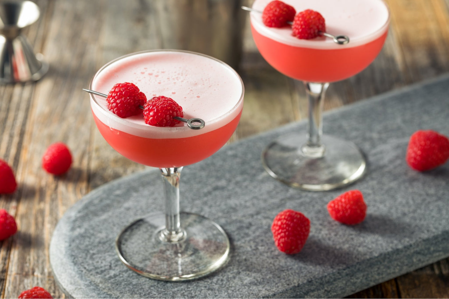 Need A Drink Idea For Galentines Day? Try This Pink Sparkling Raspberry Rose (& Secretly Healthy) Mocktail - Loose Leaf Tea Market
