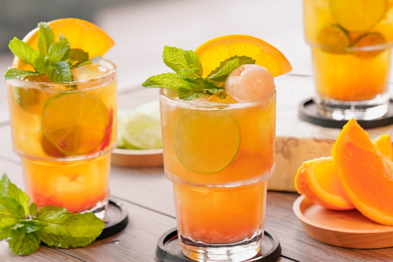 The Best Teas, Foods, and Natural Products For a Happy, Healthy Summer - Loose Leaf Tea Market